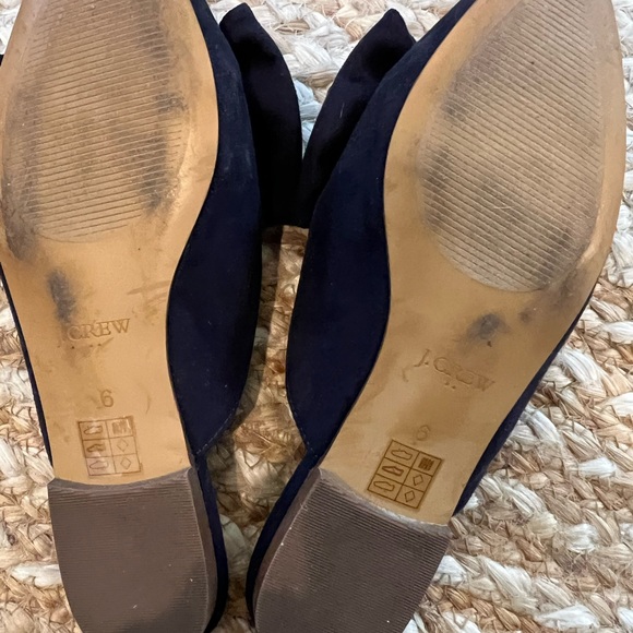 J. Crew Women's Elegant Navy Suede Bow Mules - SZ 6 - NWOT - Picture 3 of 3